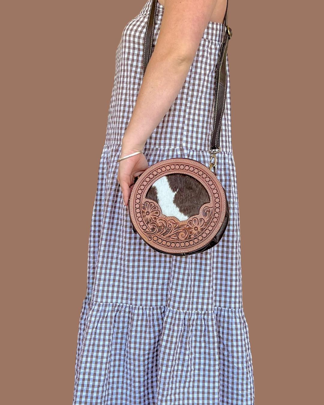Jamaica- Circle tooled cowhide bag