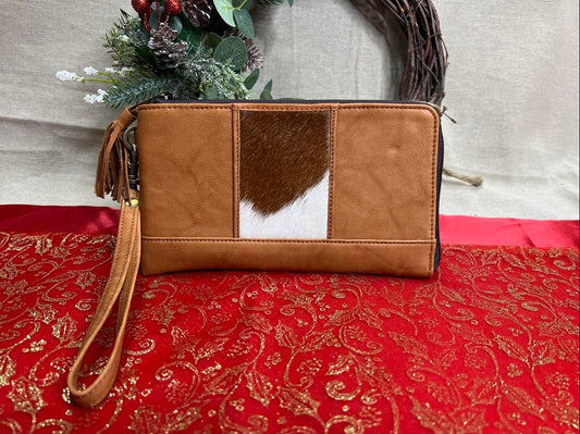 Dallas Clutch Wallet